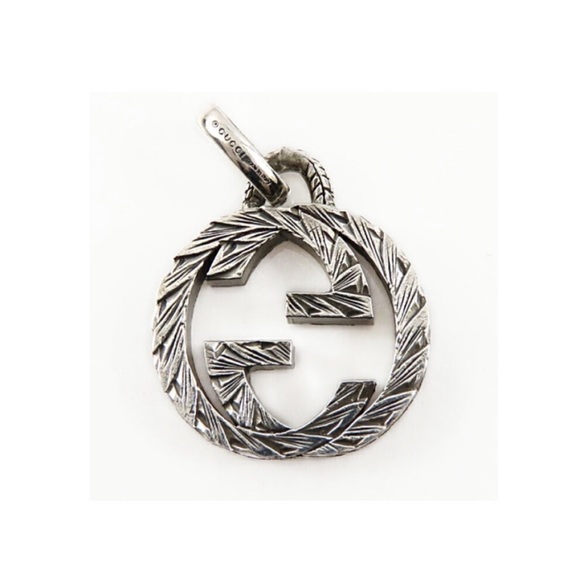 New Gucci Interlocking GG Silver Pendant Authentic - Picture 3 of 9